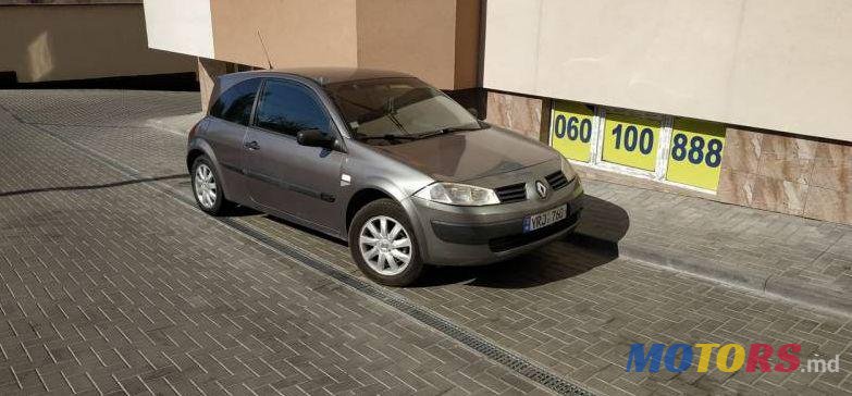 2004' Renault Megane photo #1