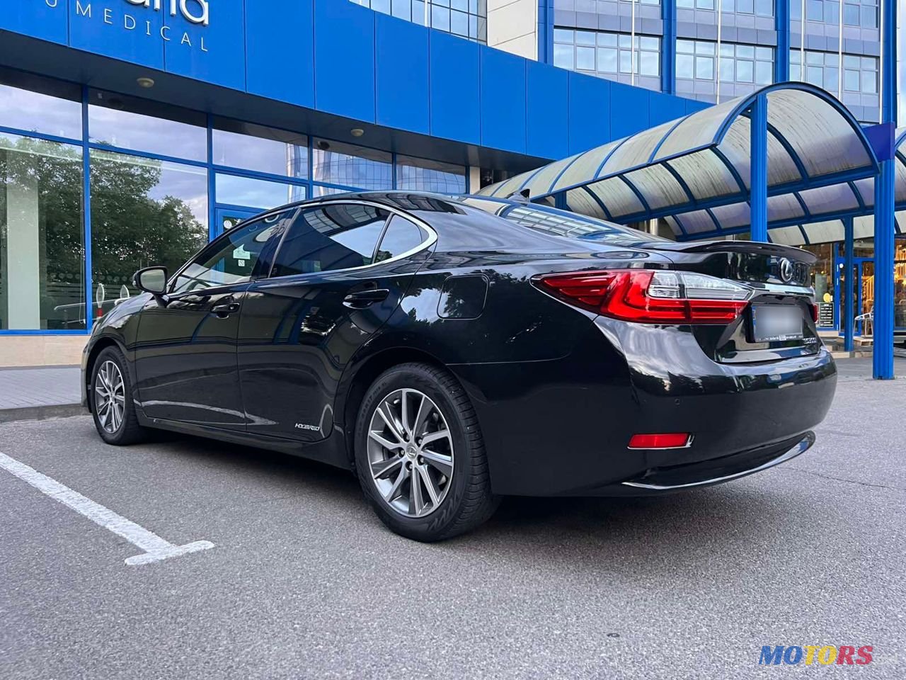 2015' Lexus Es Series photo #4