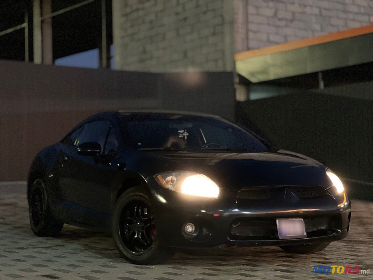 2007' Mitsubishi Eclipse photo #2