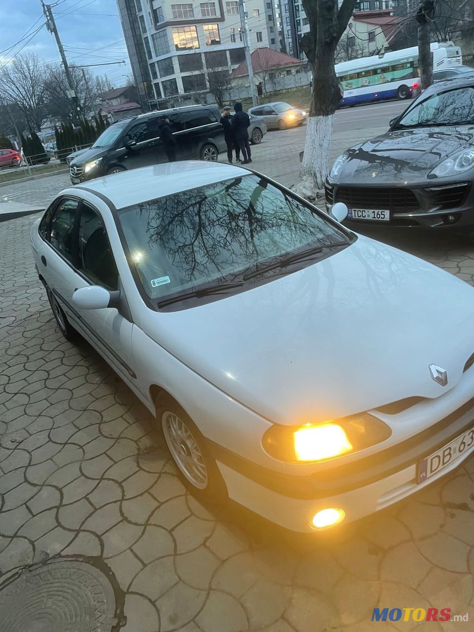 2000' Renault Laguna photo #4