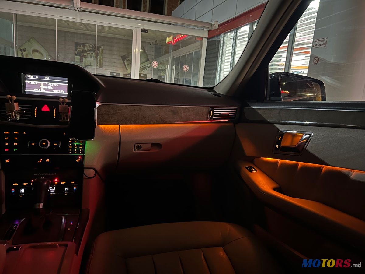 2011' Mercedes-Benz E Класс photo #5