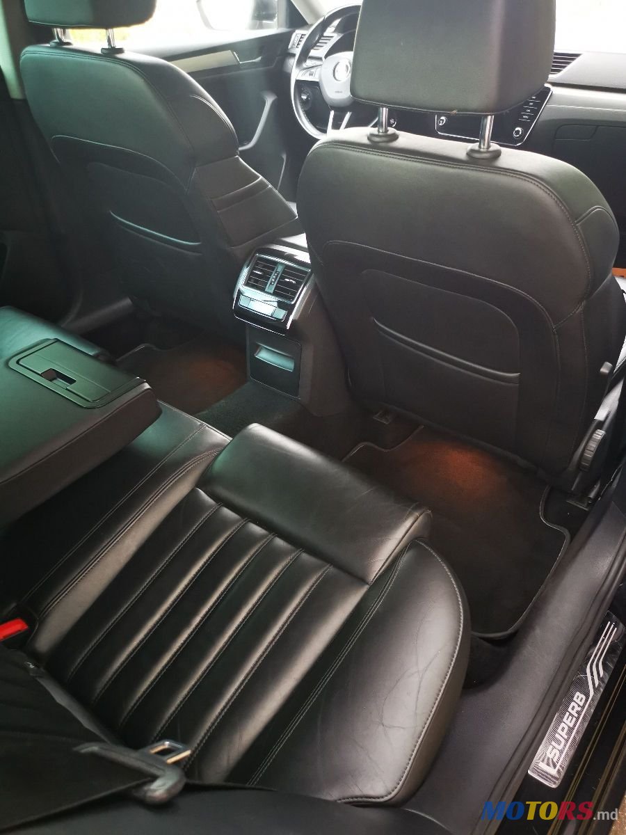 2018' Skoda Superb photo #6