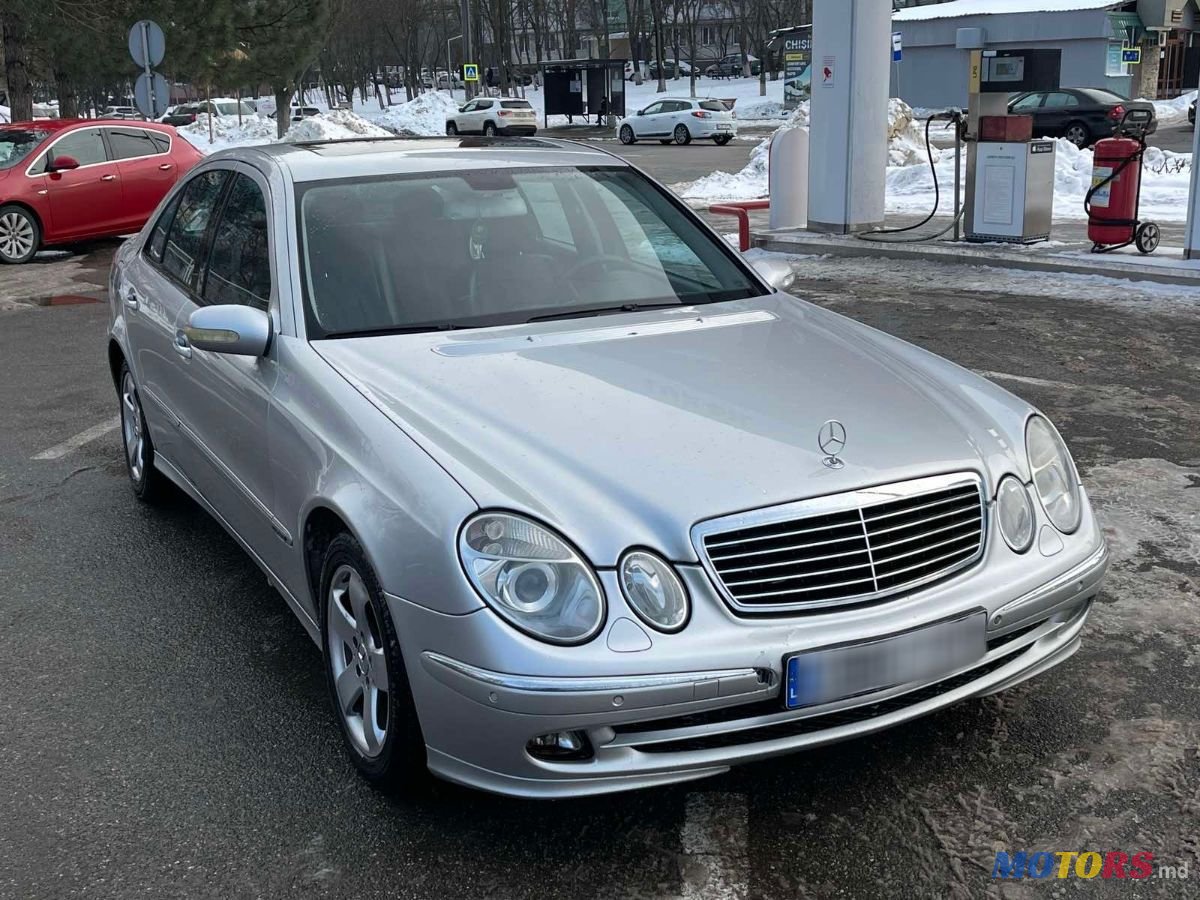 2005' Mercedes-Benz E Класс photo #5