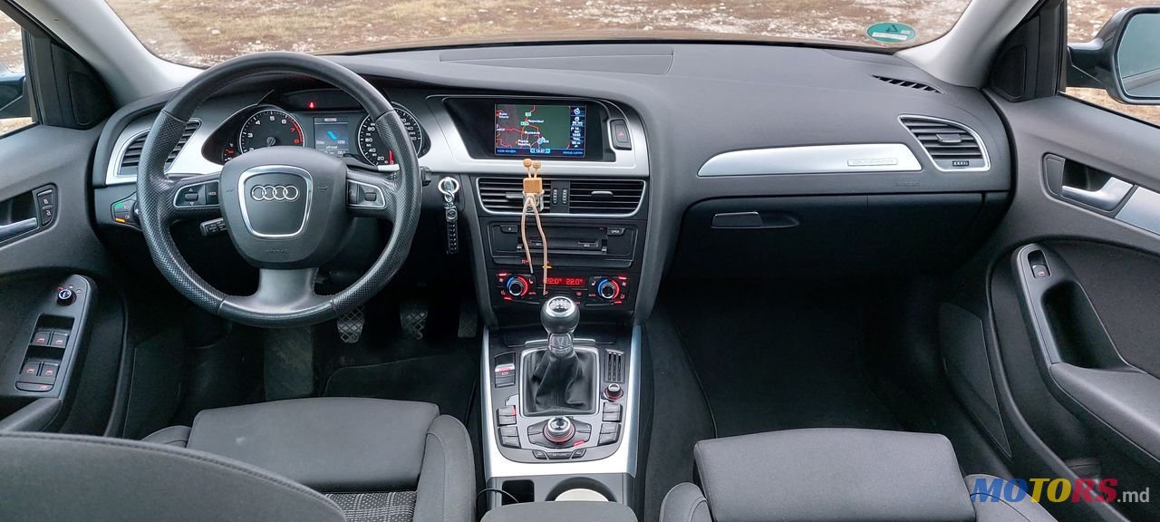 2010' Audi A4 photo #5