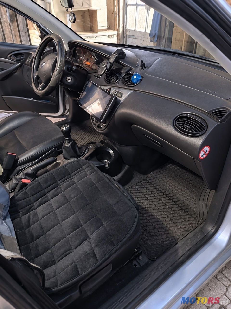 2001' Ford Focus photo #2
