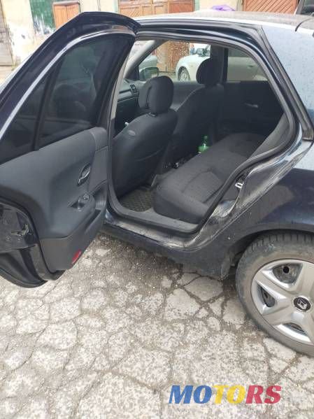 2004' Renault Laguna photo #6