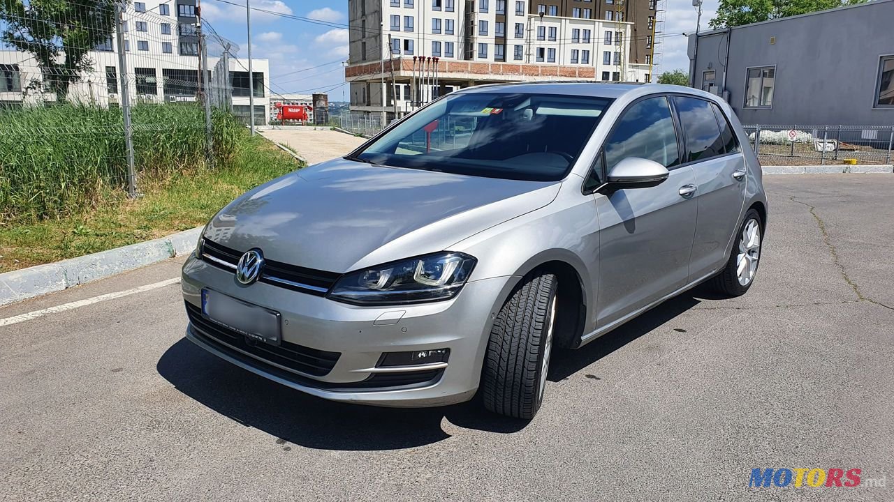 2014' Volkswagen Golf photo #2