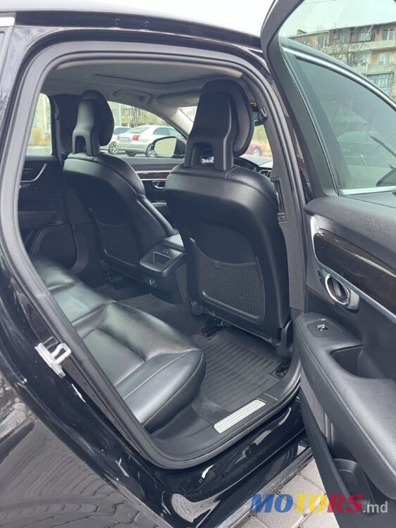 2018' Volvo S90 photo #6
