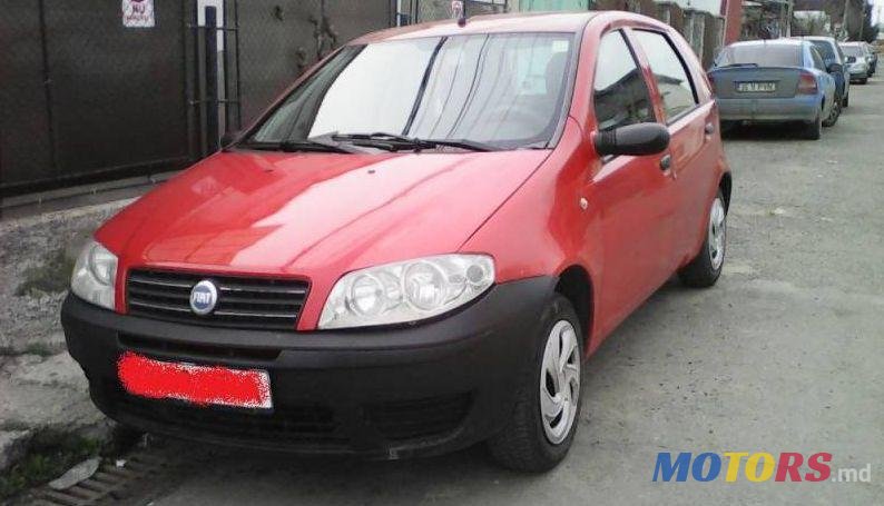 2004' Fiat Punto photo #1