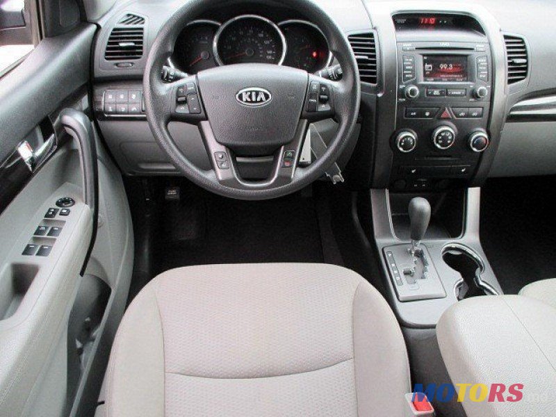 2013' Kia Sorento photo #5