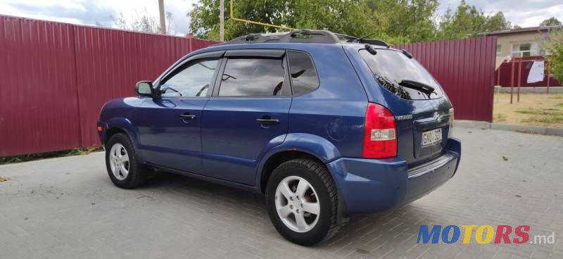 2005' Hyundai Tucson photo #3