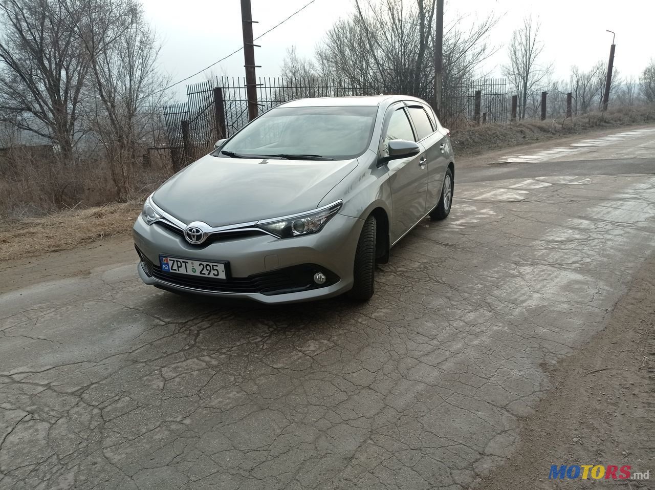2015' Toyota Auris photo #1