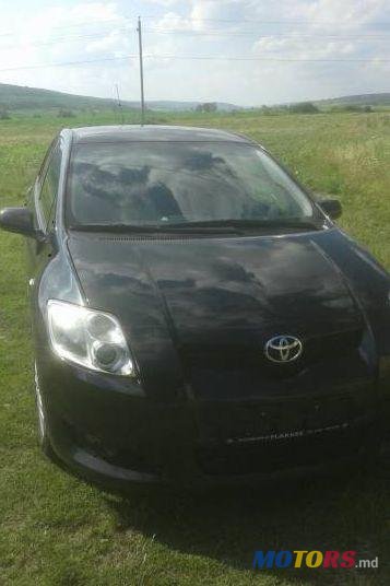 2007' Toyota Auris photo #1