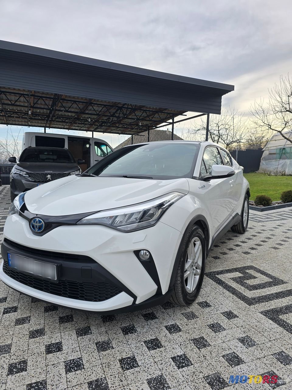 2022' Toyota C-HR photo #2