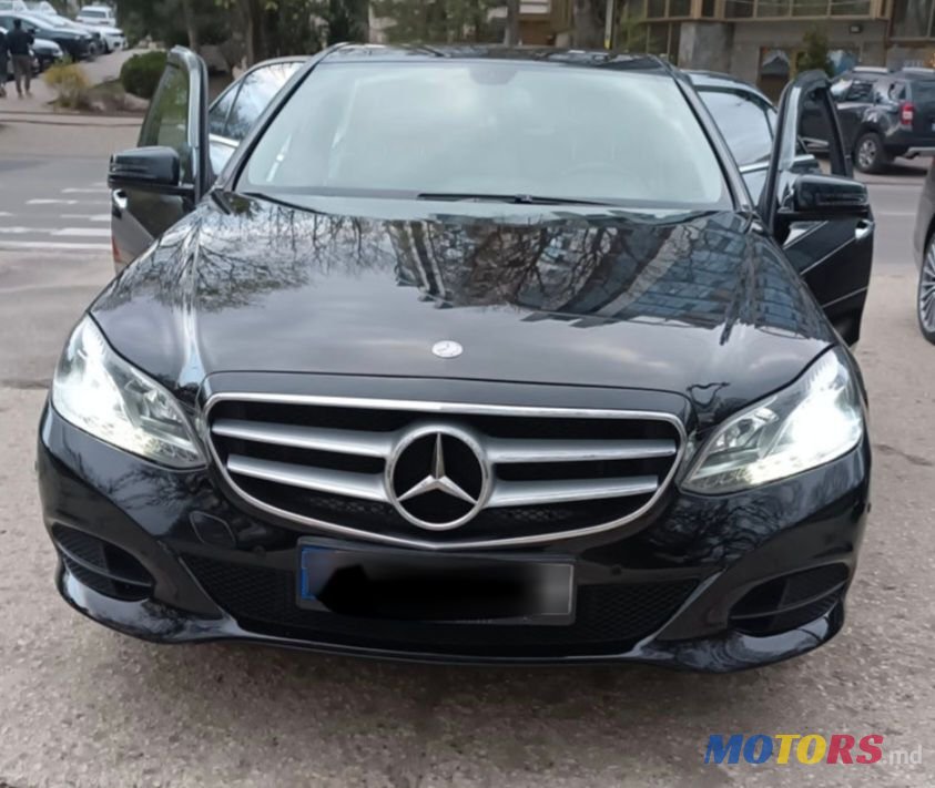 2014' Mercedes-Benz E Класс photo #2