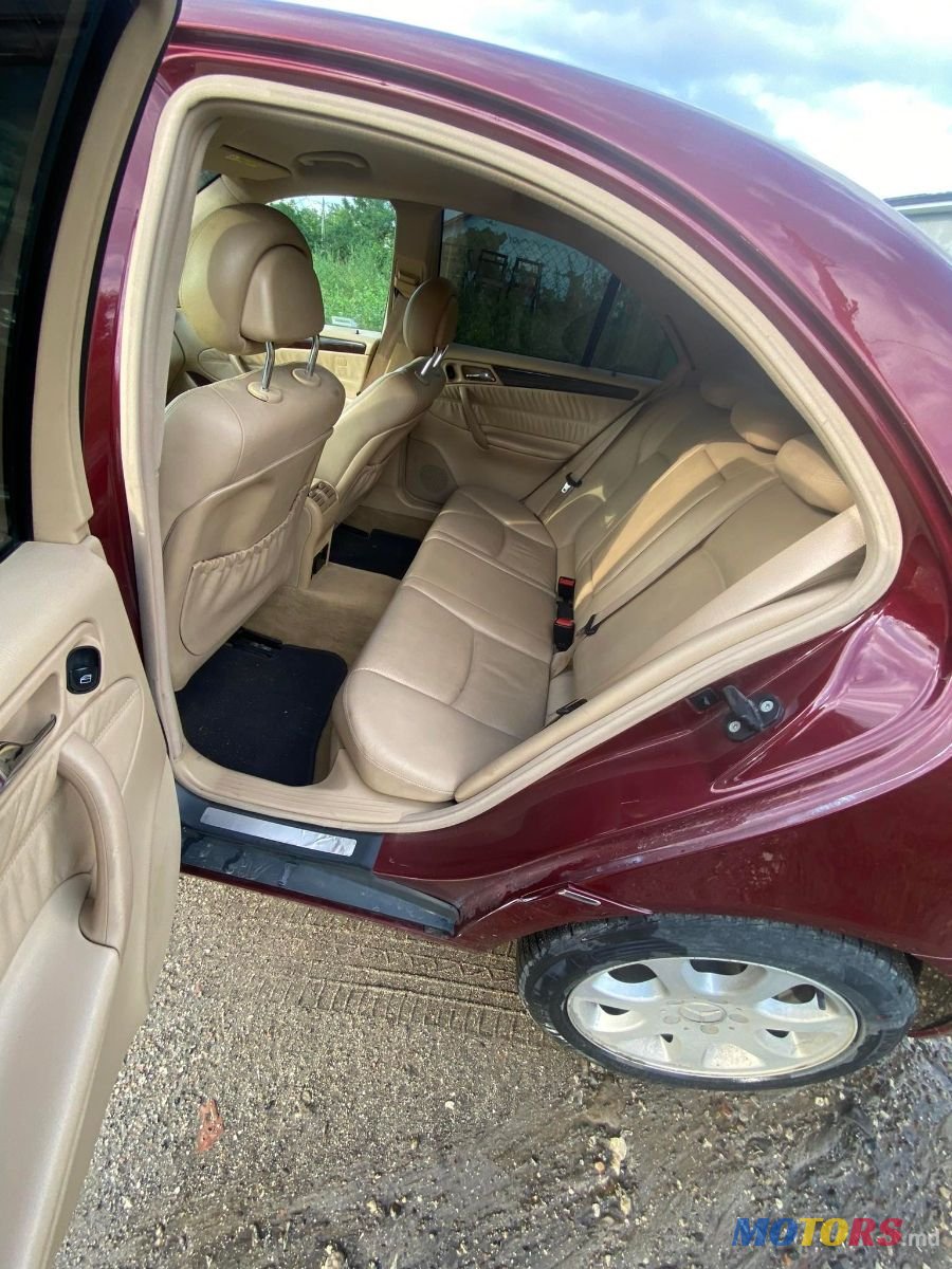 2003' Mercedes-Benz C Класс photo #3