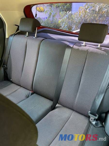 2012' Mazda 2 photo #6