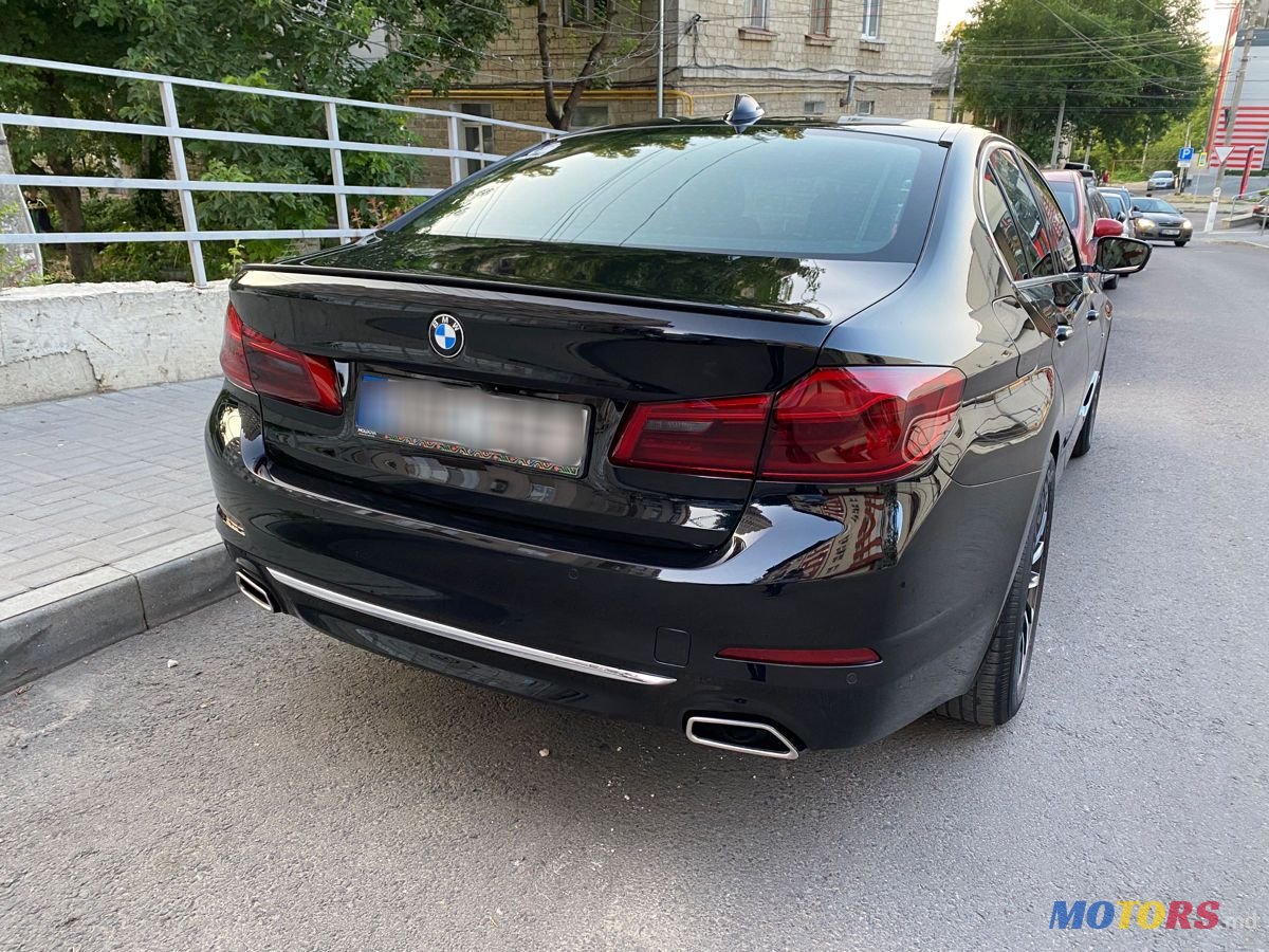 2018' BMW 5 Series photo #3
