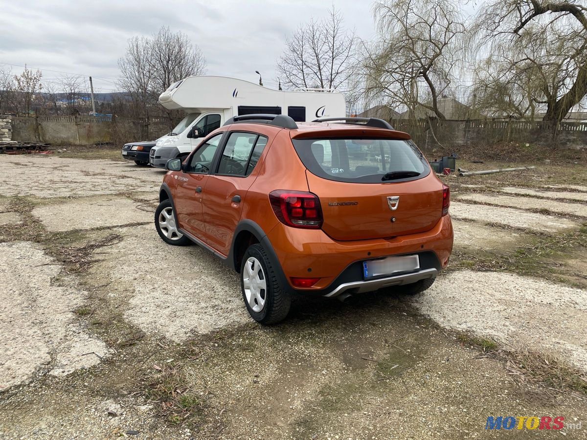 2017' Dacia Sandero Stepway photo #3