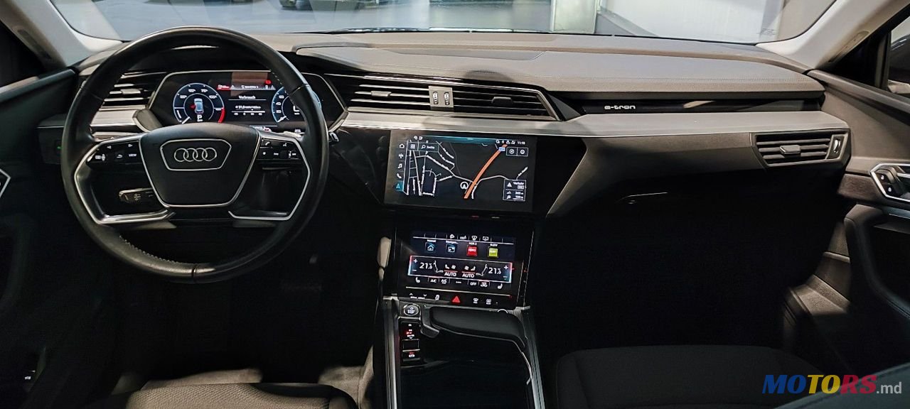 2020' Audi e-tron photo #6