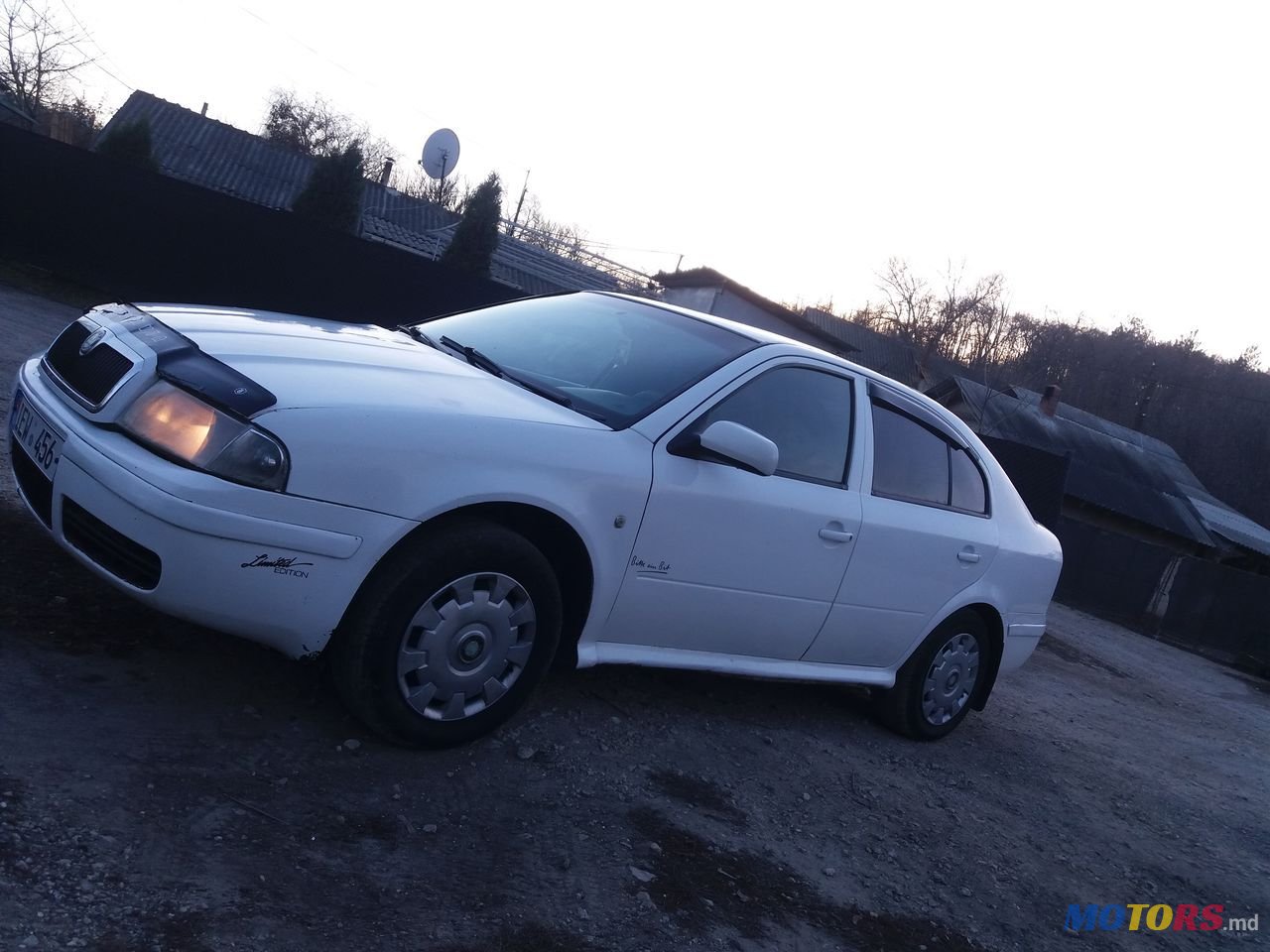 2007' Skoda Octavia photo #2