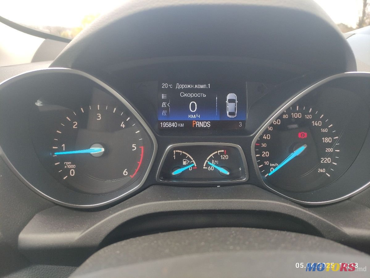 2017' Ford Kuga photo #6