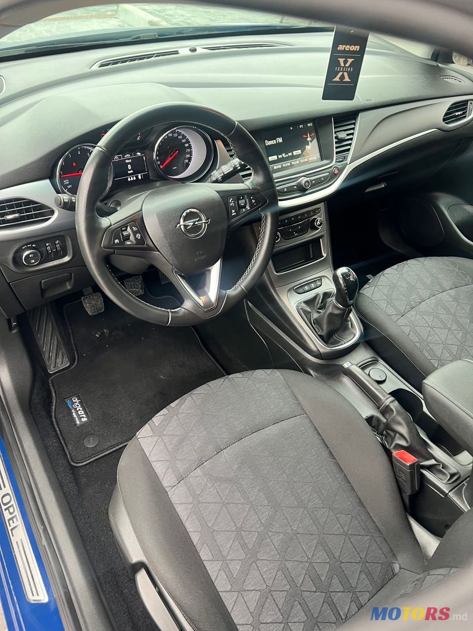 2019' Opel Astra photo #6