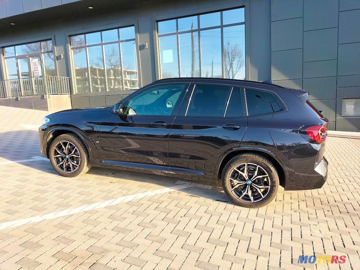 2022' BMW X3 photo #3