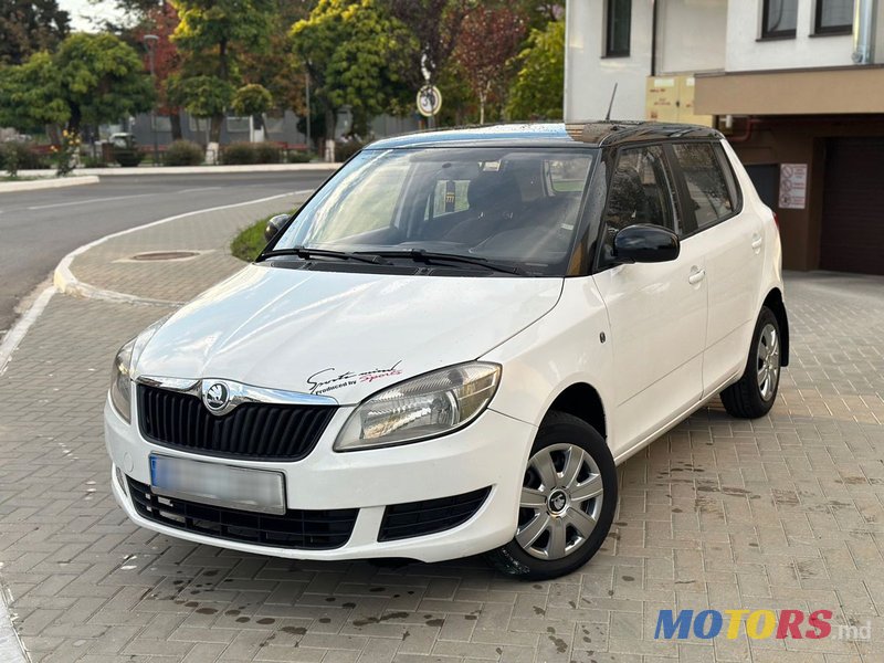 2014' Skoda Fabia photo #1