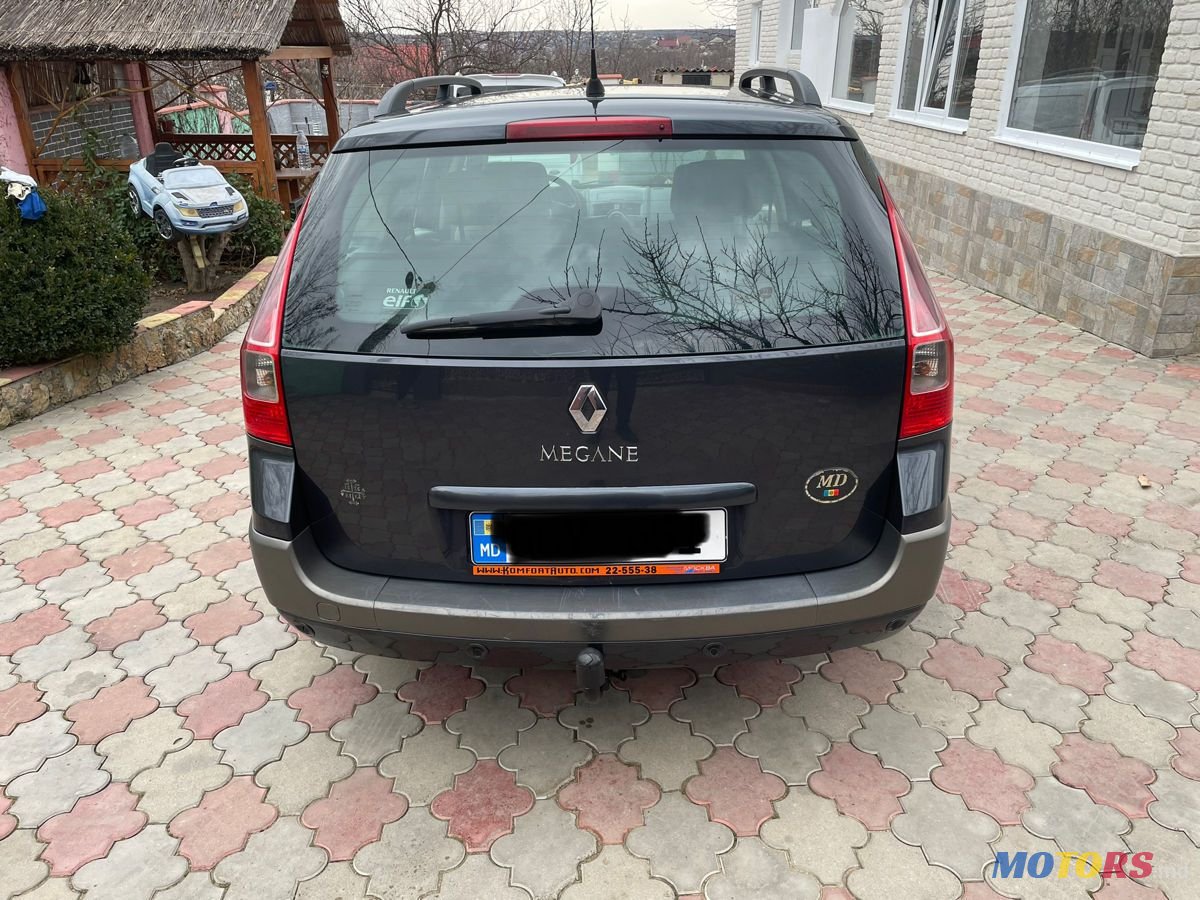 2008' Renault Megane photo #4