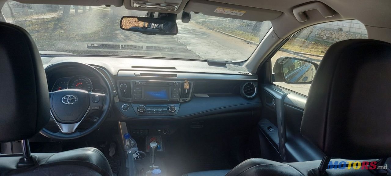 2014' Toyota RAV4 photo #4