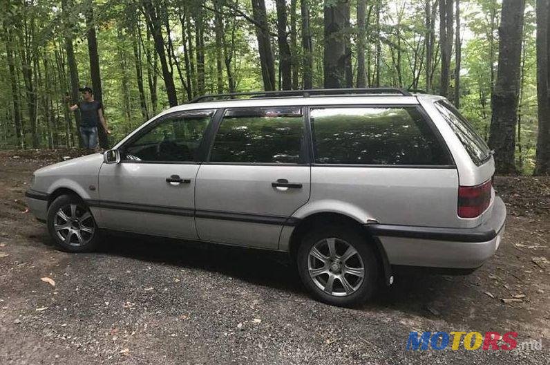 1997' Volkswagen Passat photo #3