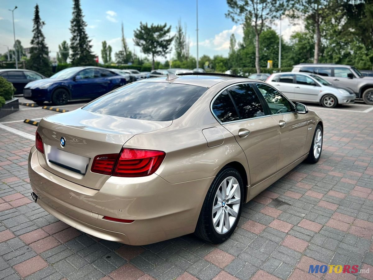 2013' BMW 5 Series photo #6