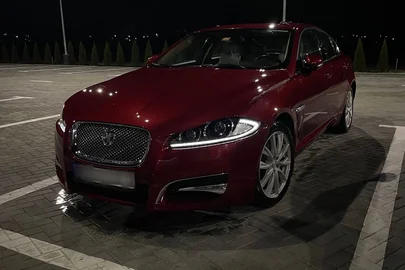 2013' Jaguar XF