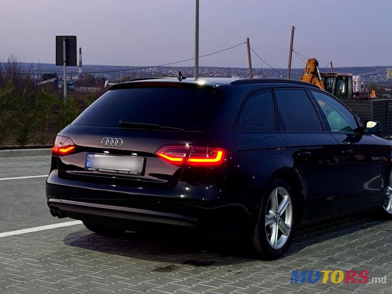 2012' Audi A4 photo #3