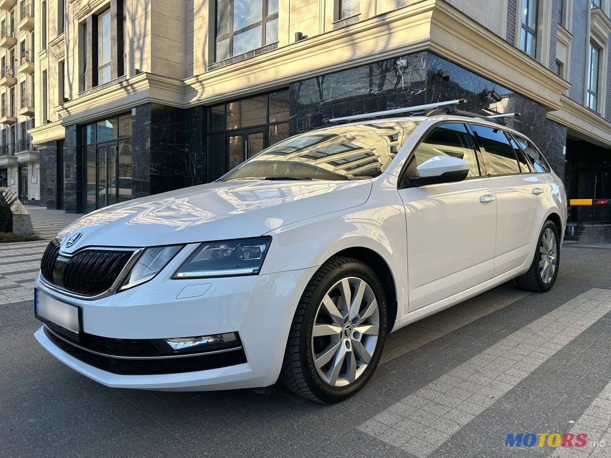 2019' Skoda Octavia photo #1