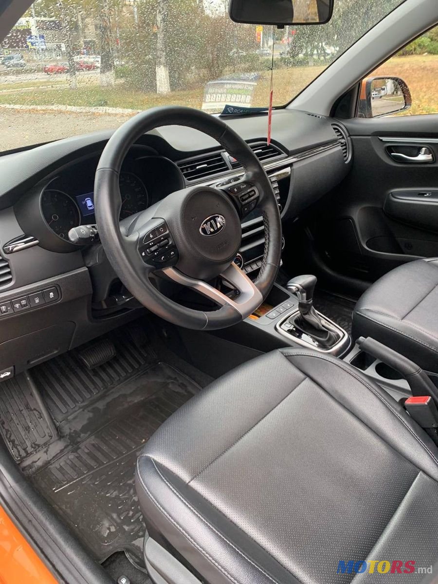 2019' Kia Rio X-Line photo #4