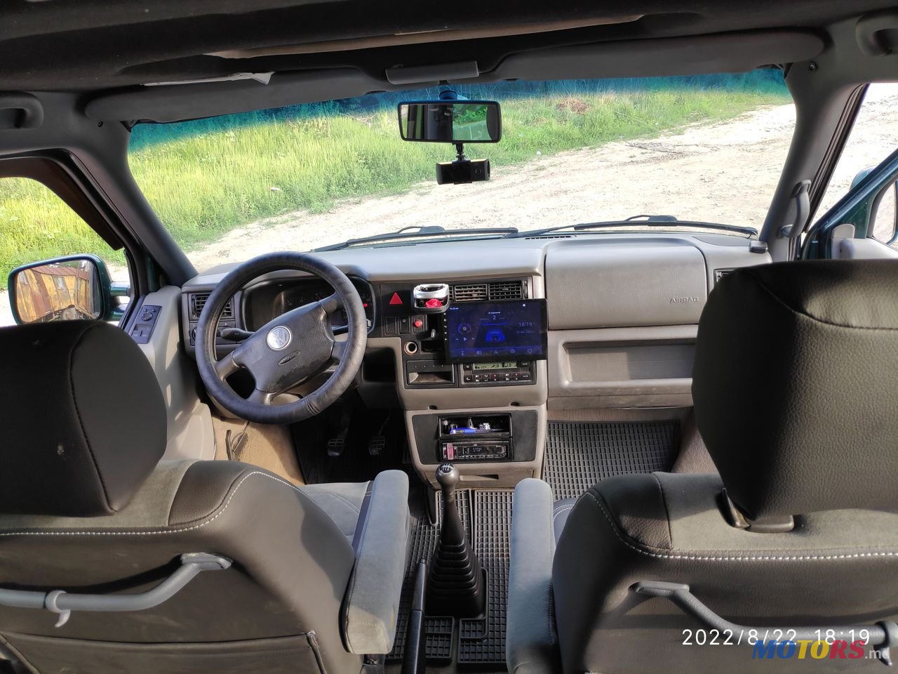 2003' Volkswagen Transporter photo #4