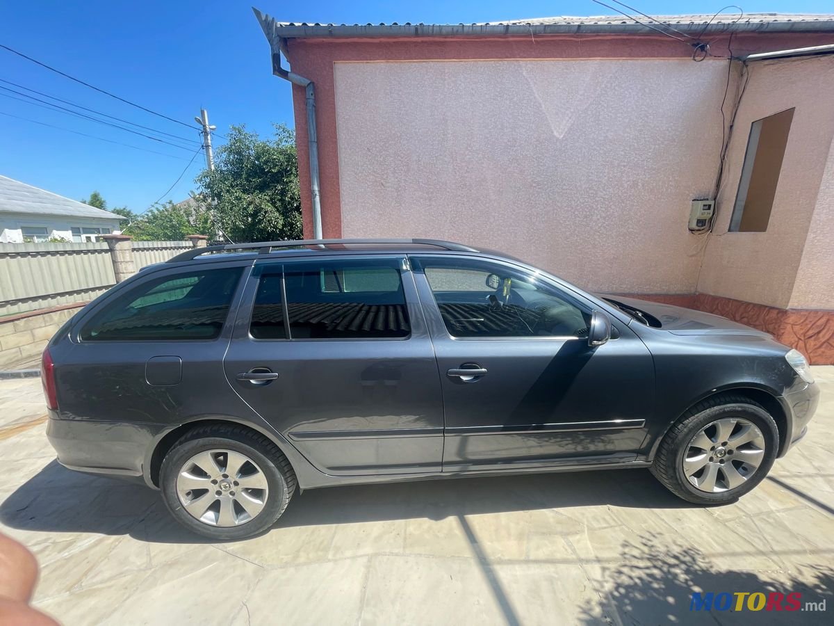 2009' Skoda Octavia photo #4