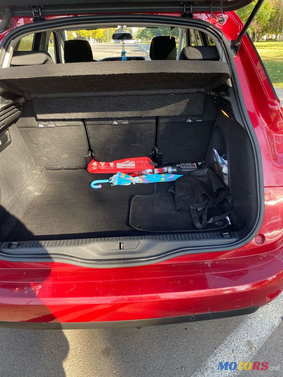 2016' Citroen C4 Picasso photo #4