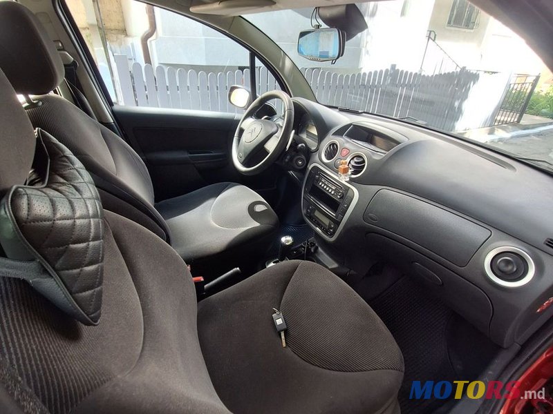 2008' Citroen C3 photo #6