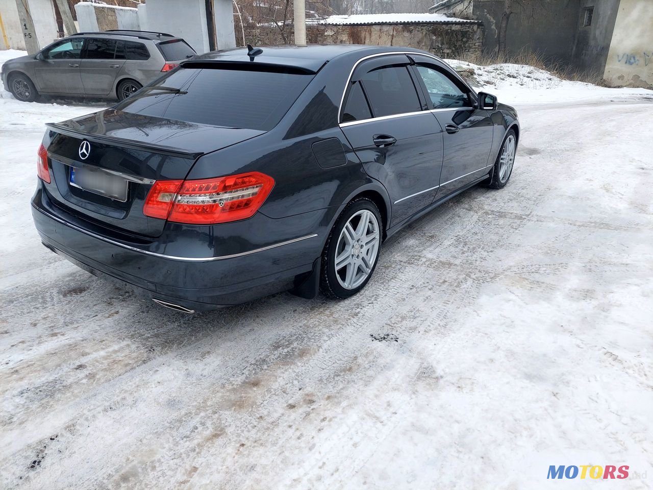 2009' Mercedes-Benz E-Class photo #5