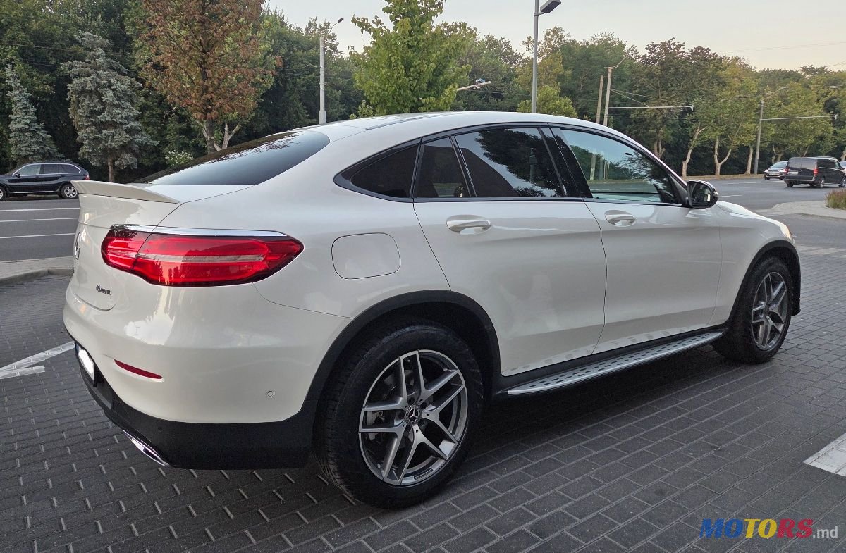 2018' Mercedes-Benz Glc Coupe photo #4