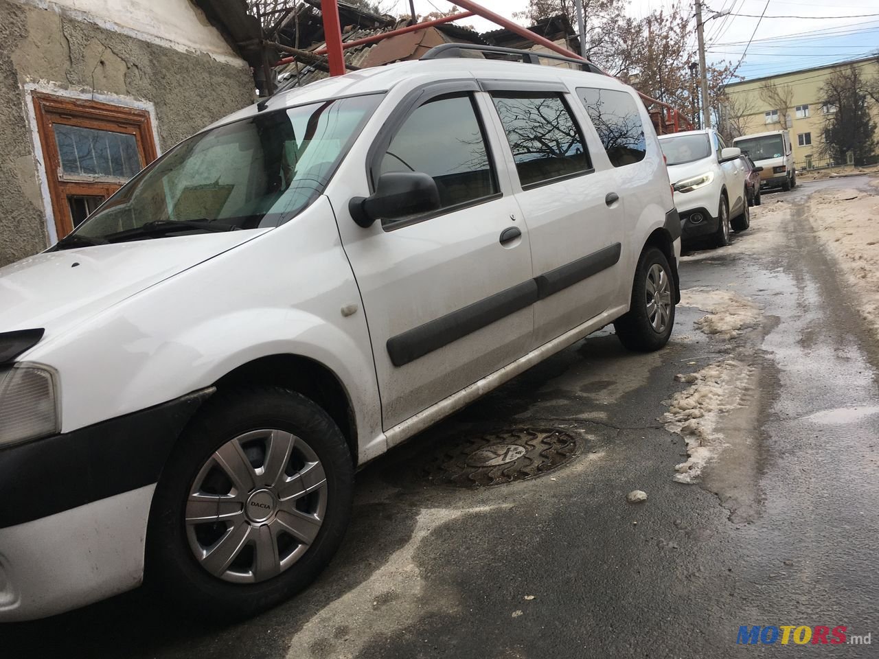 2008' Dacia Logan Mcv photo #1