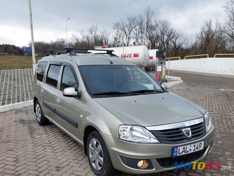 2012' Dacia Logan Mcv photo #1