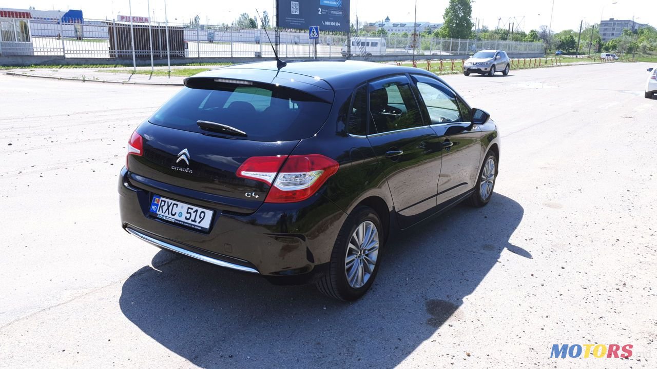 2012' Citroen C4 photo #6