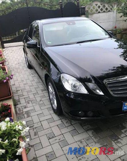 2009' Mercedes-Benz E photo #1