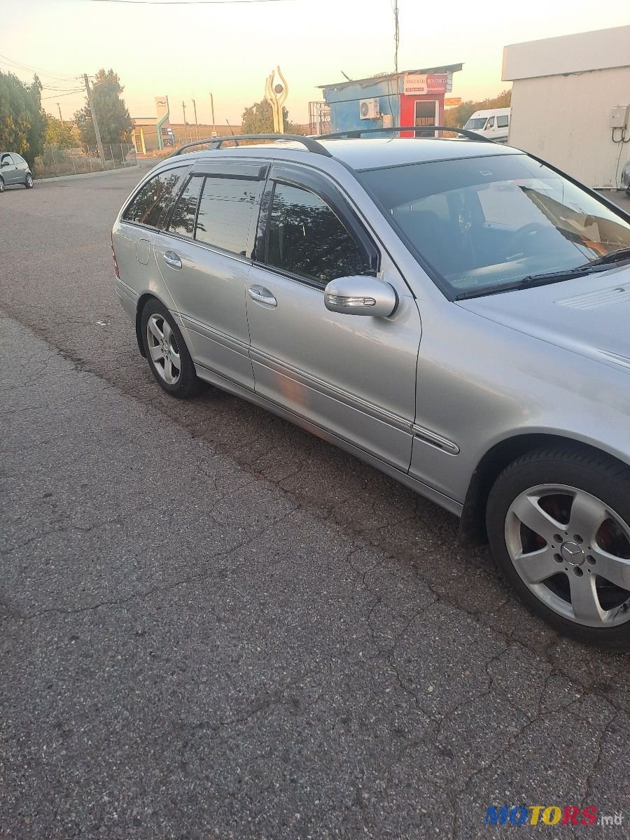 2006' Mercedes-Benz C-Class photo #6