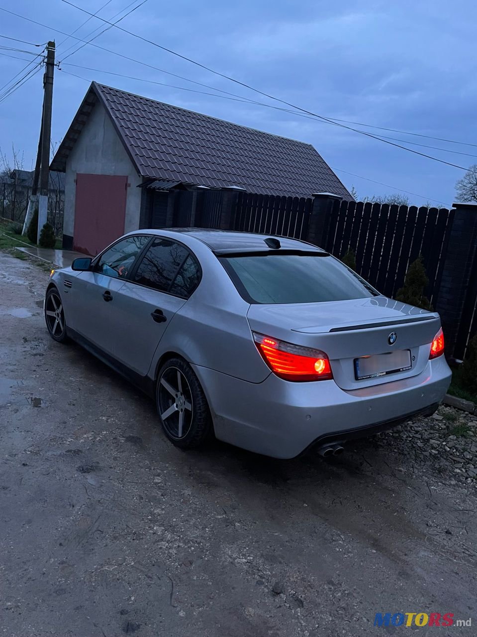 2005' BMW 5 Series photo #2