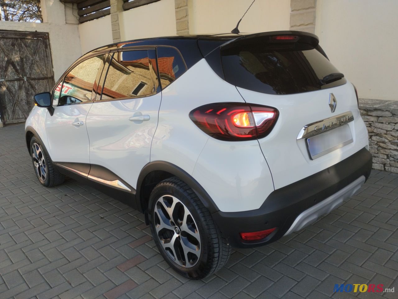 2019' Renault Captur photo #6